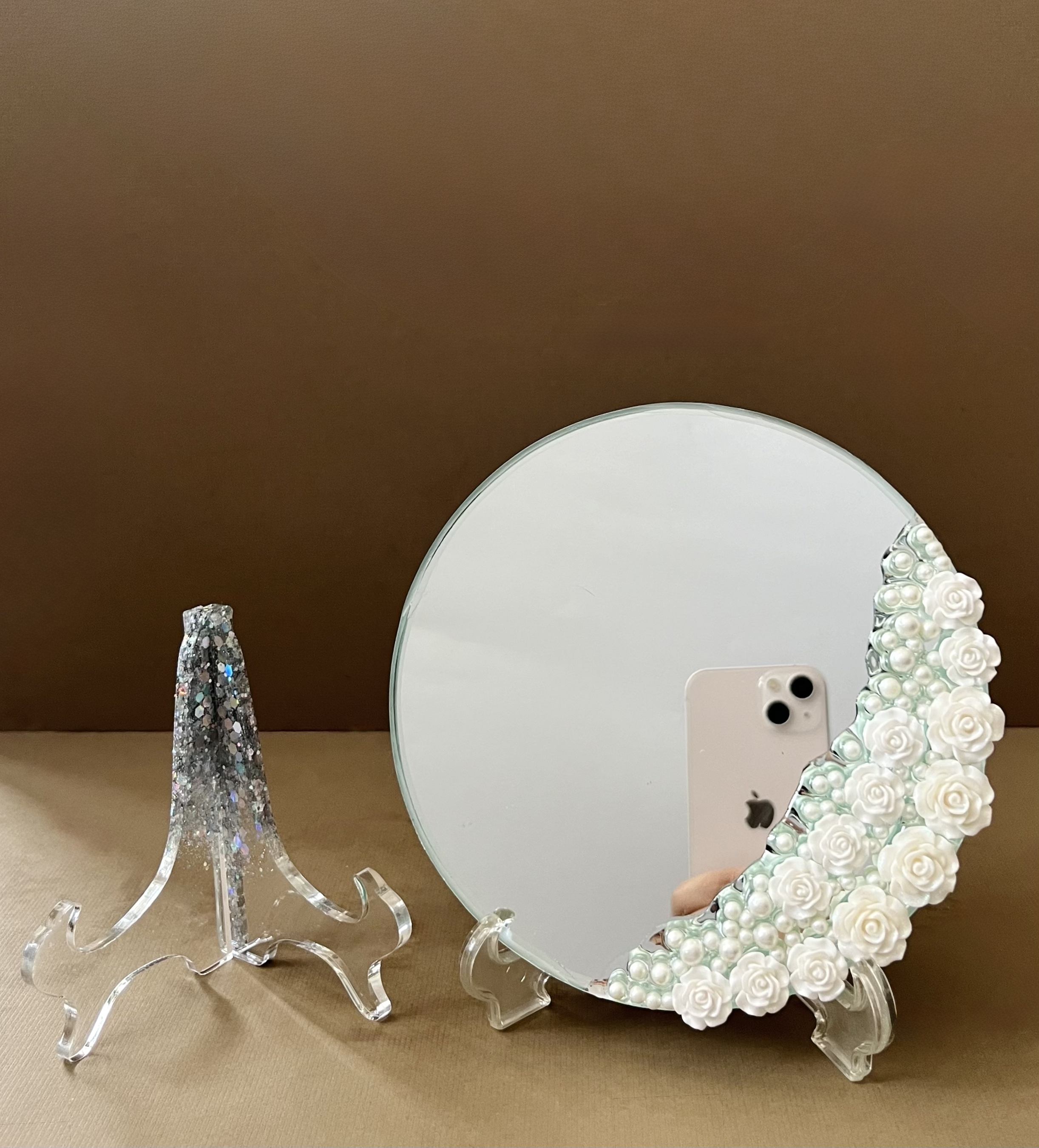 با پیکسل گل رز آینه هفت سین متفاوت بساز