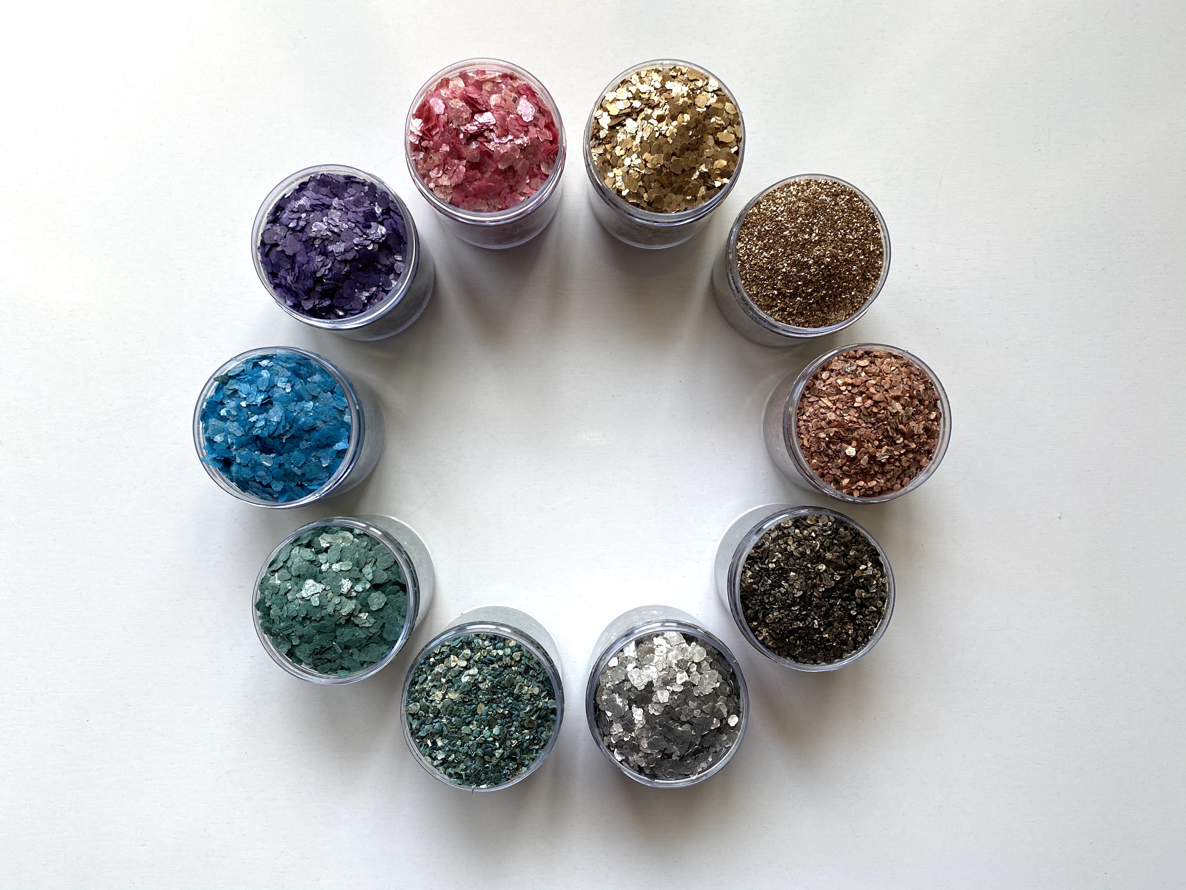 پرک های صدفی رنگی